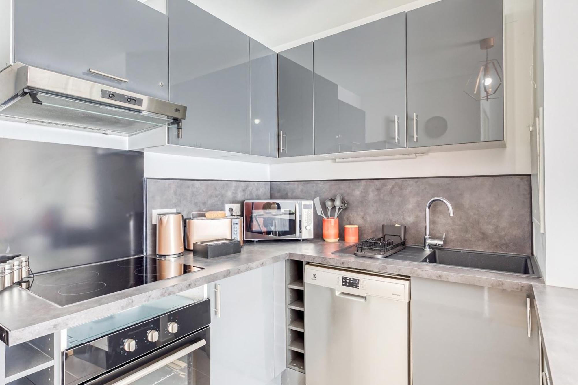 Massy Serenity - 64M2, Terrace, Balcony, Parking ภายนอก รูปภาพ
